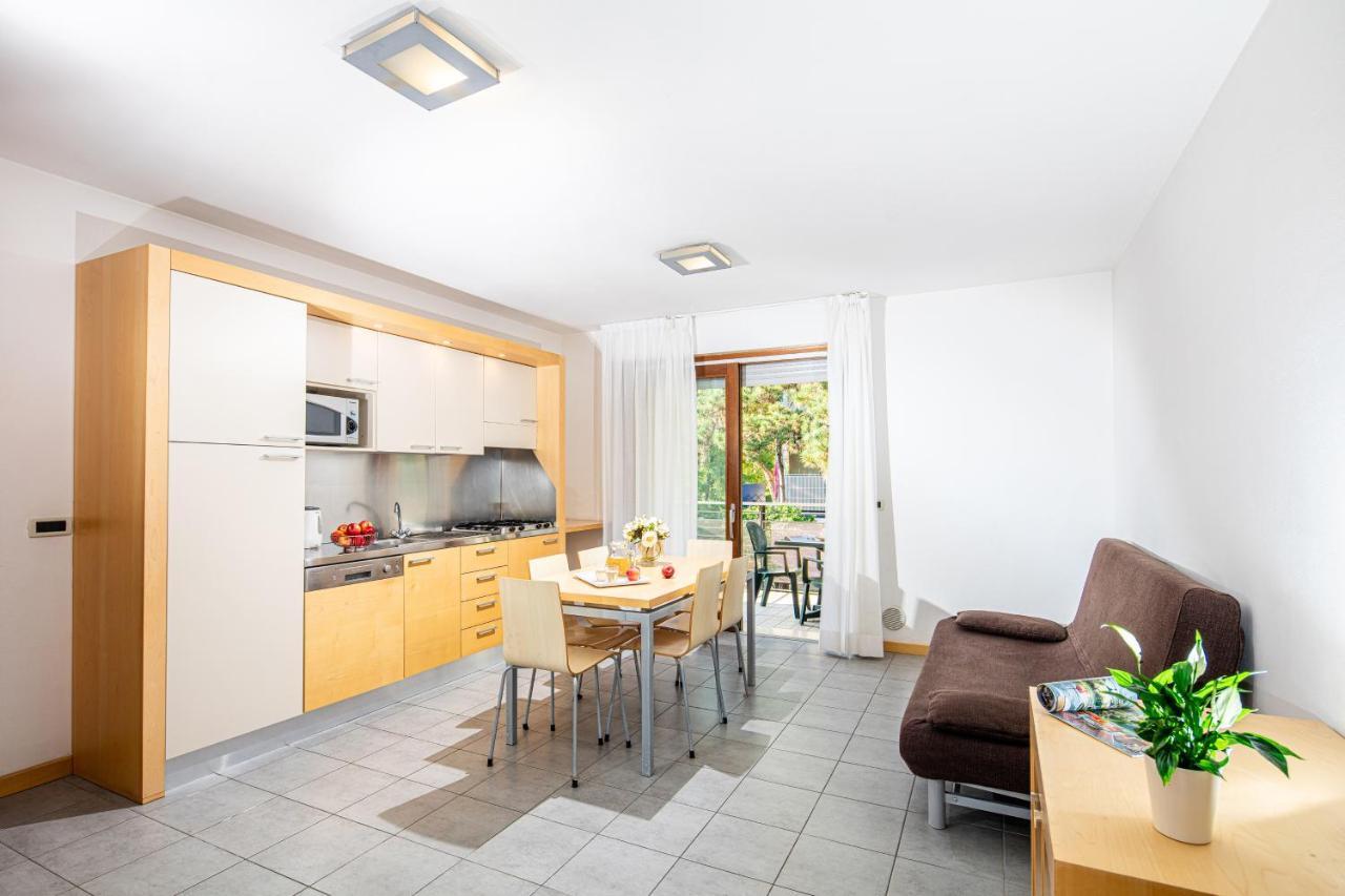Residence Airone Lignano Sabbiadoro Bagian luar foto
