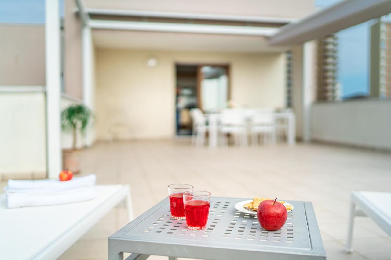 Residence Airone Lignano Sabbiadoro Bagian luar foto